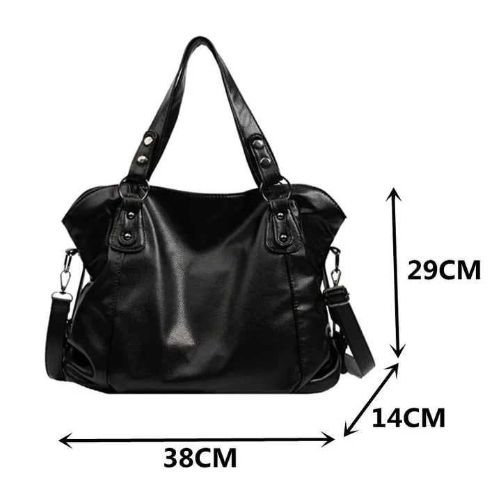 Cécile. - Elegantní Hobo-ramenní taška