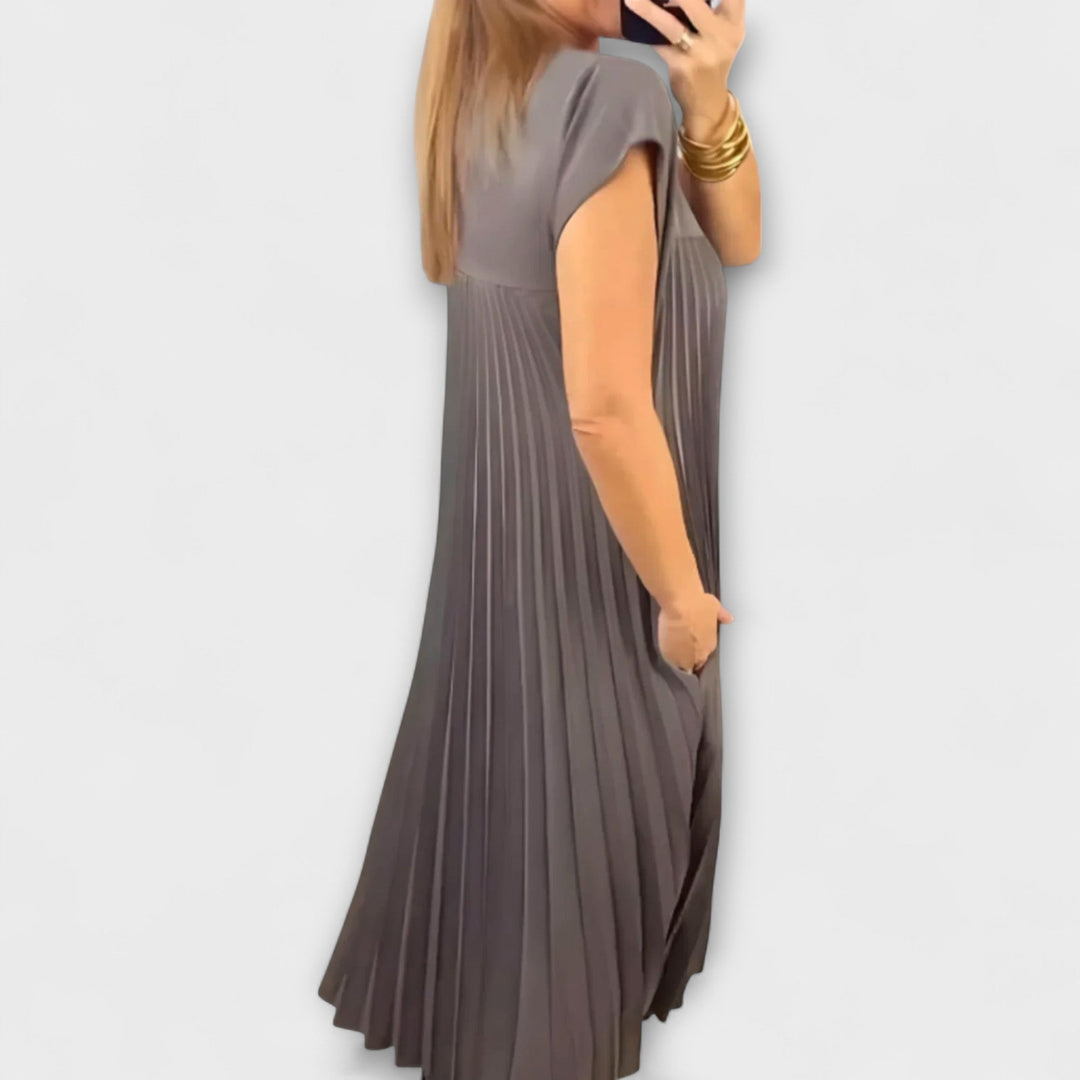 Zairelle – Elegantní Plisovaná Šaty