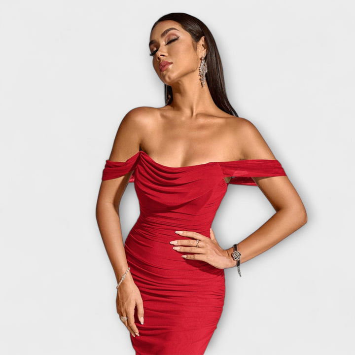 Ione - Šaty Bodycon s odhalenými rameny a řasením