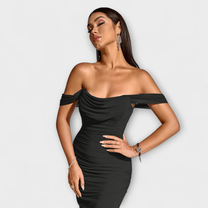 Ione - Šaty Bodycon s odhalenými rameny a řasením
