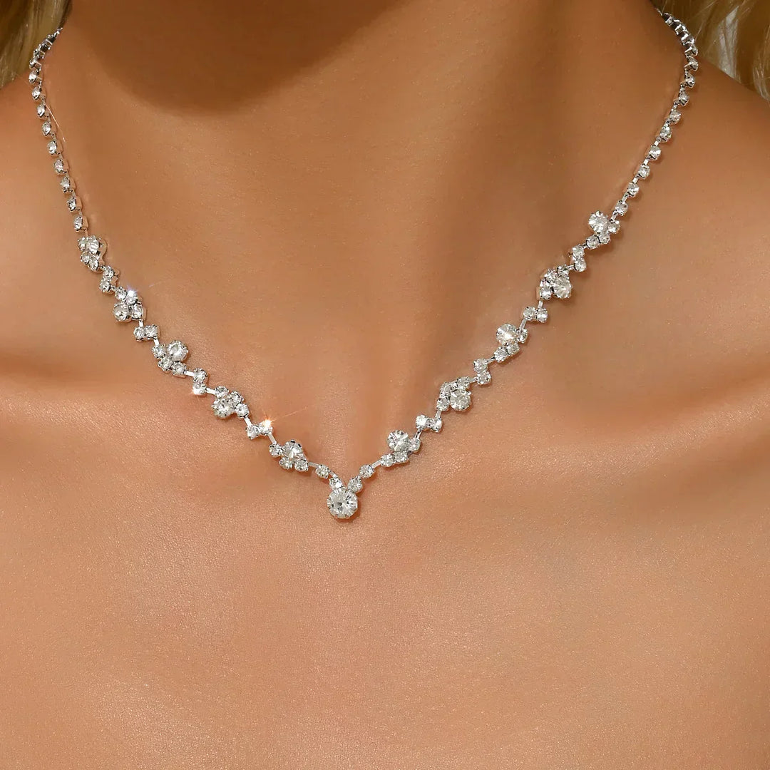 Elegantní svatební náhrdelník s diamanty