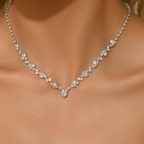 Elegantní svatební náhrdelník s diamanty