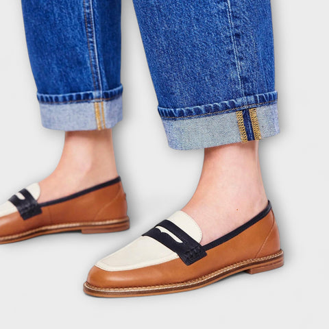 Oceane – Hnědé loafers s kulatou špičkou a designem barevných bloků