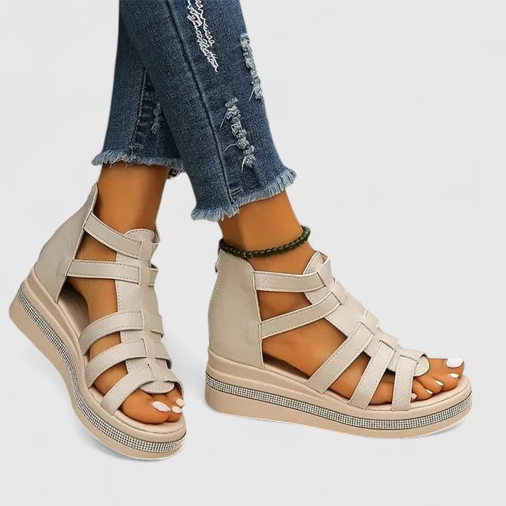 Kendall | Ortopedické sandály se strass kamínky
